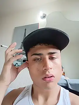 Snapshot of Cute_eliot chatting on November 27, 7:25 pm Cute eliot online show from November 27, 7:25 pm