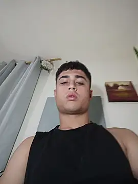 Snapshot of Cute_eliot chatting on November 30, 12:22 am Cute eliot online show from November 30, 12:22 am