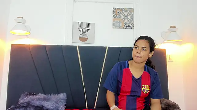 Snapshot of naomi_x0 chatting on February 17, 1:08 pm naomi x0 online show from February 17, 1:08 pm