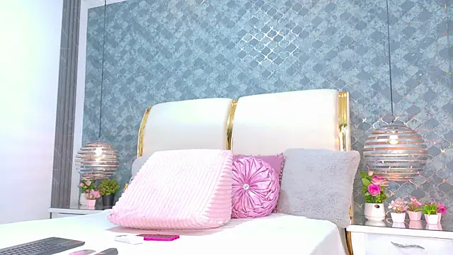 ThianaGarcia online show from January 8, 1:39 pm