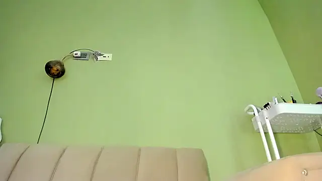 MsPurrfect4U online show from April 6, 3:57 pm