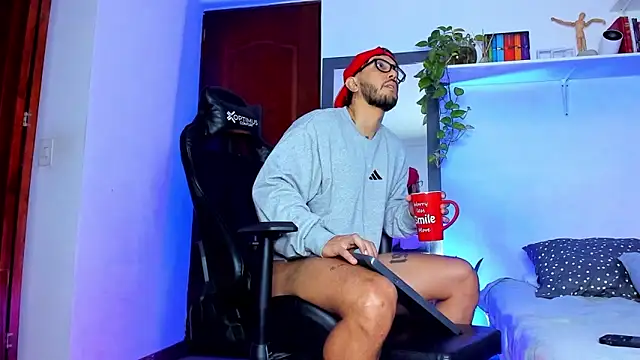 JotaCeliz online show from March 28, 10:38 am