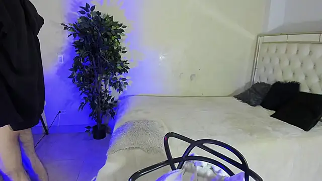 Snapshot of Im_Dayros chatting on November 28, 7:47 pm Im Dayros online show from November 28, 7:47 pm