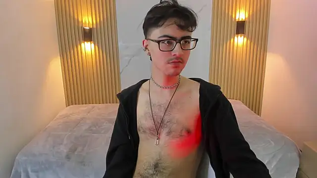 Snapshot of Im_Dayros chatting on November 26, 7:47 pm Im Dayros online show from November 26, 7:47 pm