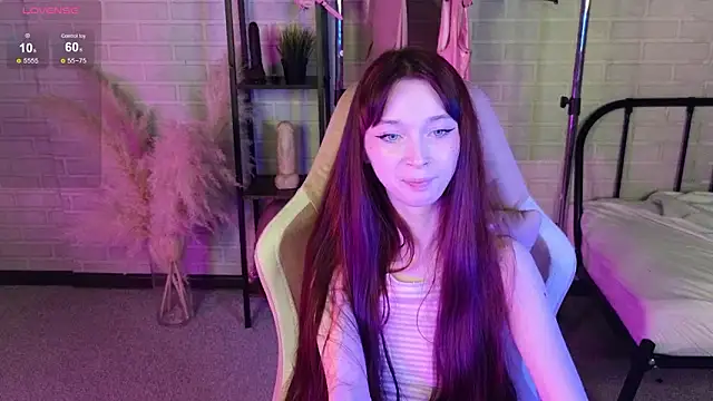 Snapshot of miiss_jessica chatting on March 6, 1:33 am miiss jessica online show from March 6, 1:33 am