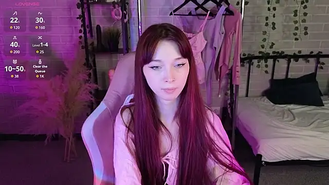 Snapshot of miiss_jessica chatting on March 16, 1:35 am miiss jessica online show from March 16, 1:35 am