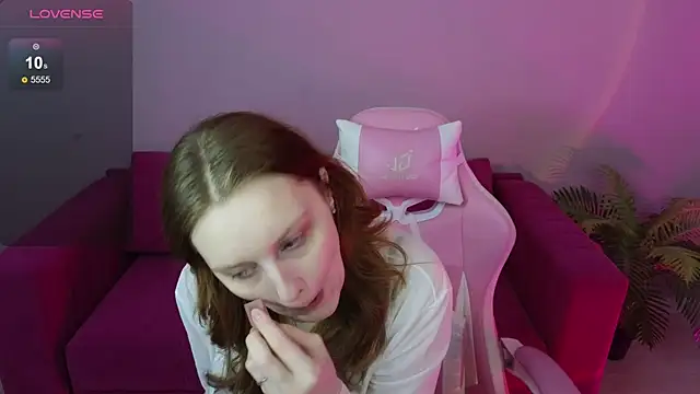 Ginger Kristin online show from January 15, 8:07 am