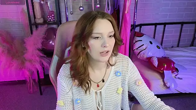 Ginger Kristin online show from December 14, 8:20 am