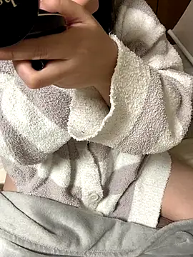 Snapshot of Nami_7373 chatting on November 30, 5:25 pm Nami 7373 online show from November 30, 5:25 pm