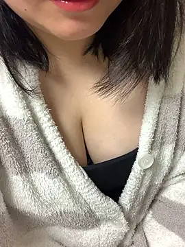 Snapshot of Nami_7373 chatting on December 2, 5:03 pm Nami 7373 online show from December 2, 5:03 pm