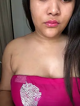 DivyaSharma999 online show from November 25, 3:18 am