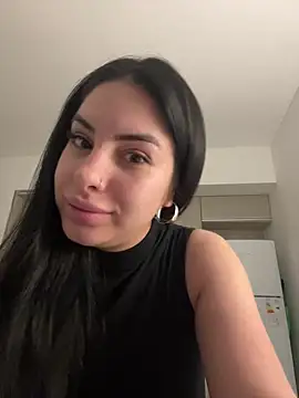 Snapshot of Magui21 chatting on December 16, 12:04 am Magui21 online show from December 16, 12:04 am