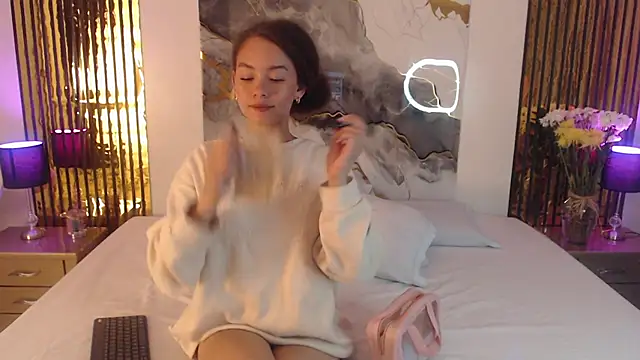 MiticaBrennet  online show from February 7, 3:58 am