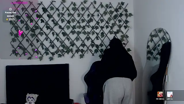 dulcinea77gp online show from February 24, 4:13 am