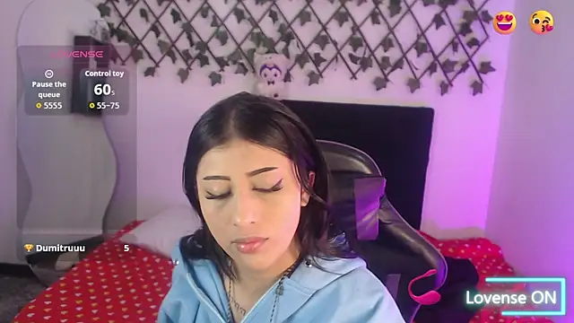 dulcinea77gp online show from March 27, 3:37 am