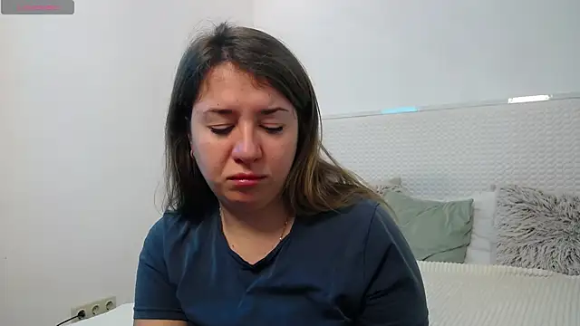 Leona Rae online show from January 12, 7:48 am