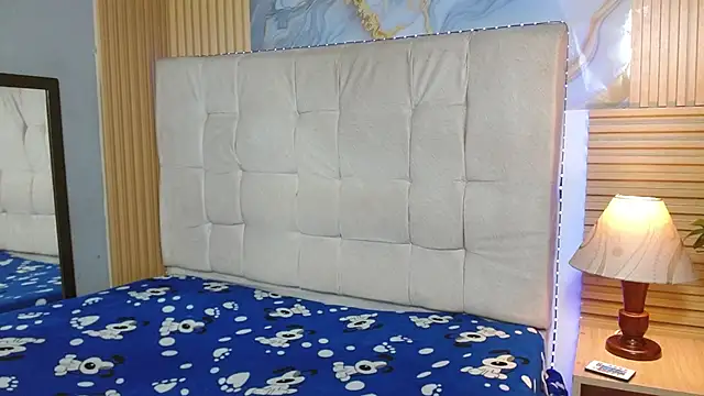 maverickhotson303av online show from December 2, 4:47 am