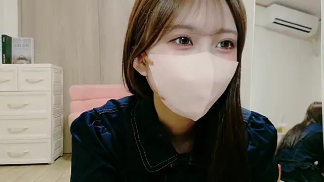 alicechan v online show from July 13, 10:36 am