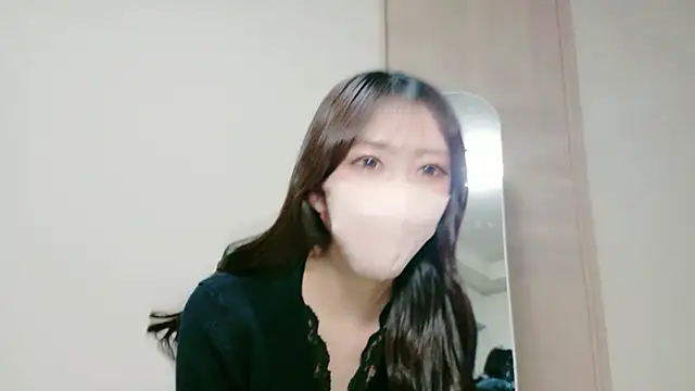 alicechan v online show from April 21, 11:28 am