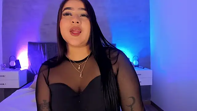 alejandrarojas  online show from January 13, 1:48 pm