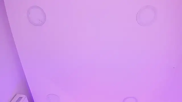 alejandrarojas  online show from April 20, 1:03 pm