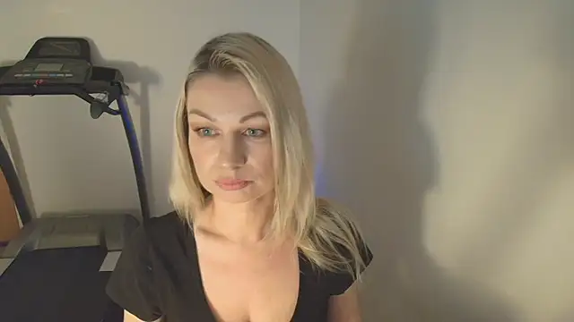 Sweet Eira online show from February 13, 5:35 pm