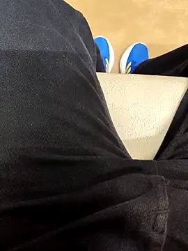 desi alpha boy online show from December 5, 11:31 am