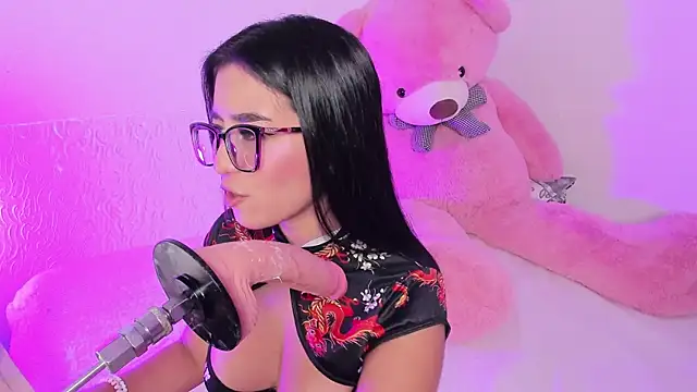 IbbieeBennett 1 online show from April 9, 3:52 am