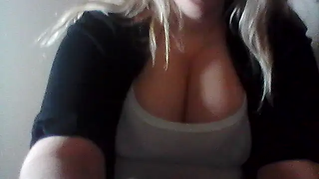 BelladonnaSkye online show from December 2, 8:21 pm