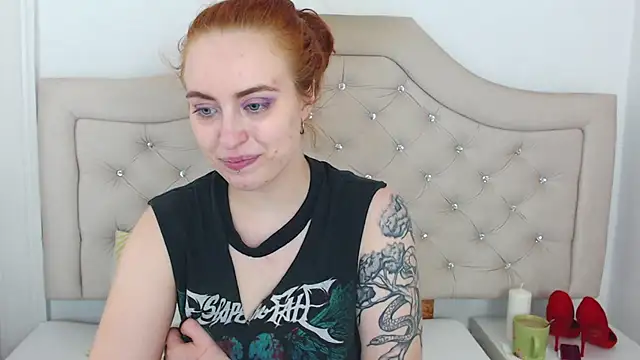 RubyBigBoobs online show from November 28, 4:51 pm