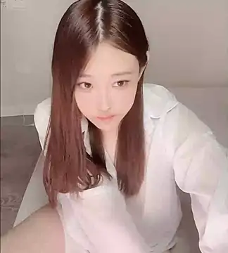 clara-cc online show from March 8, 3:26 pm