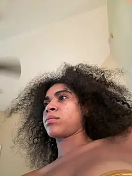 Kiki hammyy online show from April 29, 9:32 pm
