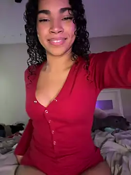 Snapshot of Kiki_hammyy chatting on July 7, 11:30 pm Kiki hammyy online show from July 7, 11:30 pm