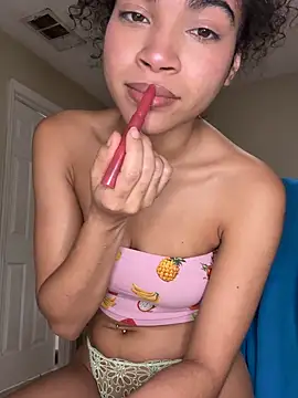 Kiki hammyy online show from April 9, 6:25 pm