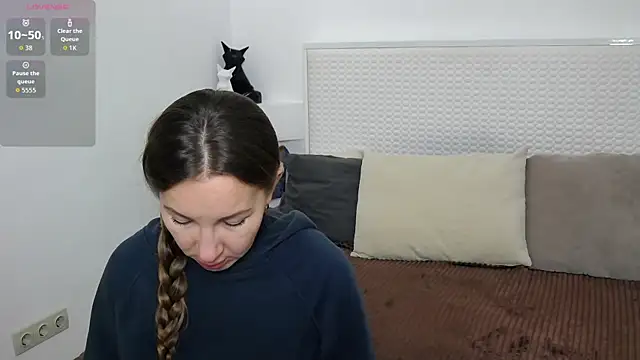 Snapshot of Brandy_Gem chatting on December 2, 7:32 am Brandy Gem online show from December 2, 7:32 am