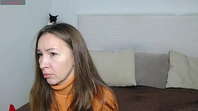 Snapshot of Brandy_Gem chatting on December 16, 8:07 am Brandy Gem online show from December 16, 8:07 am