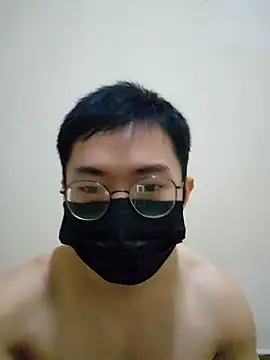 Snapshot of Valerious180 chatting on May 8, 5:28 pm Valerious180 online show from May 8, 5:28 pm
