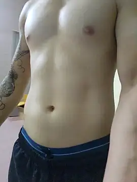 Snapshot of Valerious180 chatting on March 15, 4:58 pm Valerious180 online show from March 15, 4:58 pm