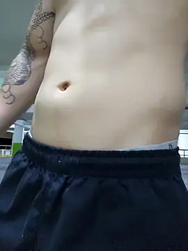 Snapshot of Valerious180 chatting on March 20, 5:25 pm Valerious180 online show from March 20, 5:25 pm