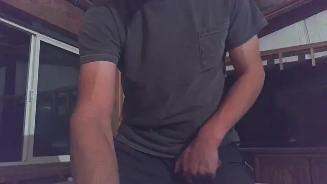 Ruggeddude8 online show from December 4, 6:34 am