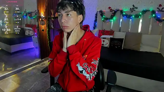 kaelwolf tay online show from January 17, 7:17 pm