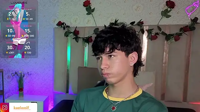 kaelwolf tay online show from March 9, 7:17 pm