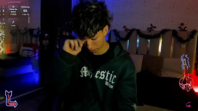 kaelwolf tay online show from January 18, 11:35 am