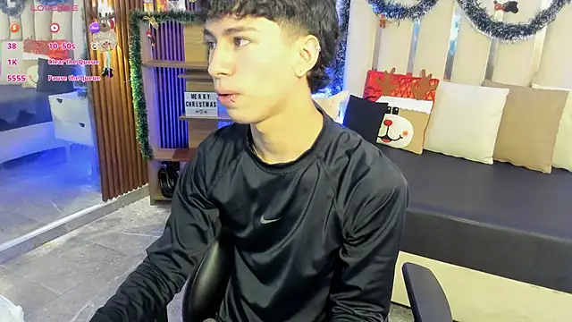 kaelwolf tay online show from December 18, 7:07 pm