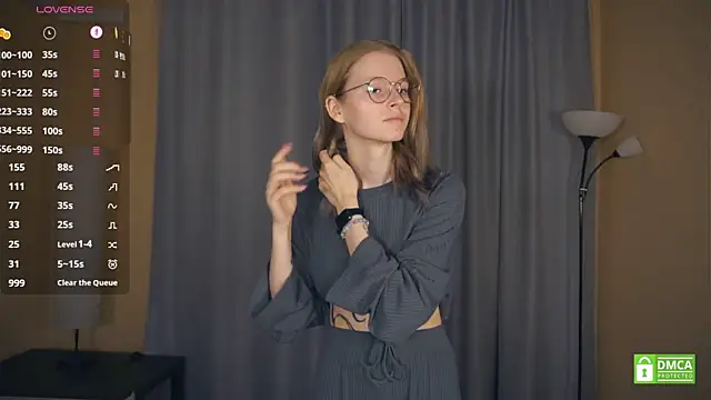 ToyaPletz online show from December 19, 6:21 pm