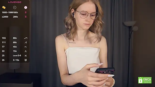 Snapshot of ToyaPletz chatting on January 18, 7:28 pm ToyaPletz online show from January 18, 7:28 pm