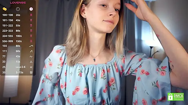 Snapshot of ToyaPletz chatting on February 6, 7:21 pm ToyaPletz online show from February 6, 7:21 pm