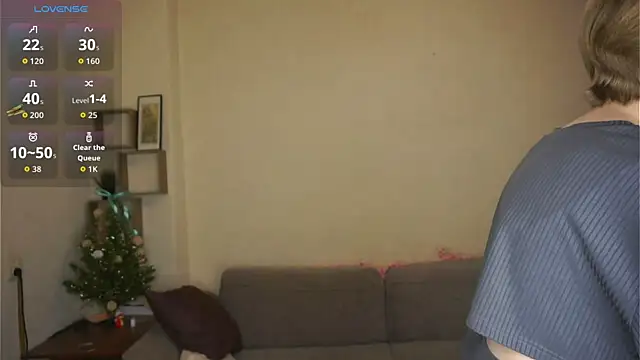 ToyaPletz online show from April 12, 7:06 pm