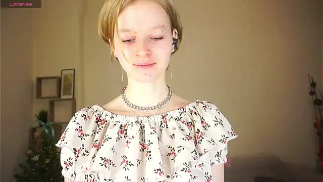 ToyaPletz online show from March 29, 4:19 pm