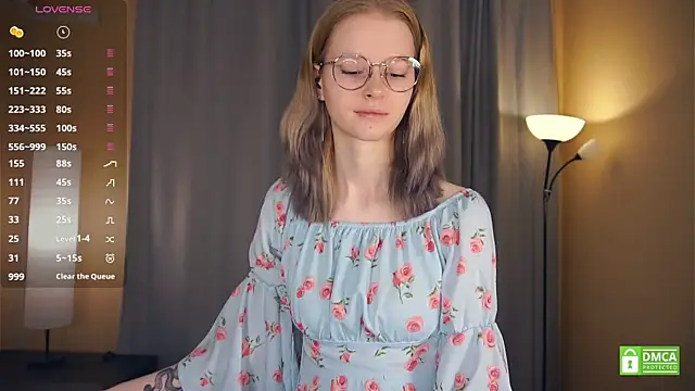 ToyaPletz online show from December 20, 8:12 pm